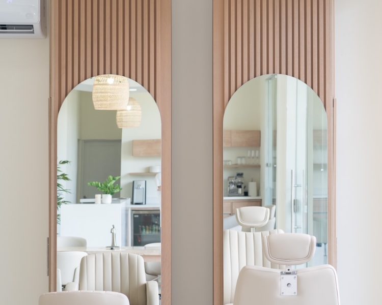 hair salon in playa flamingo